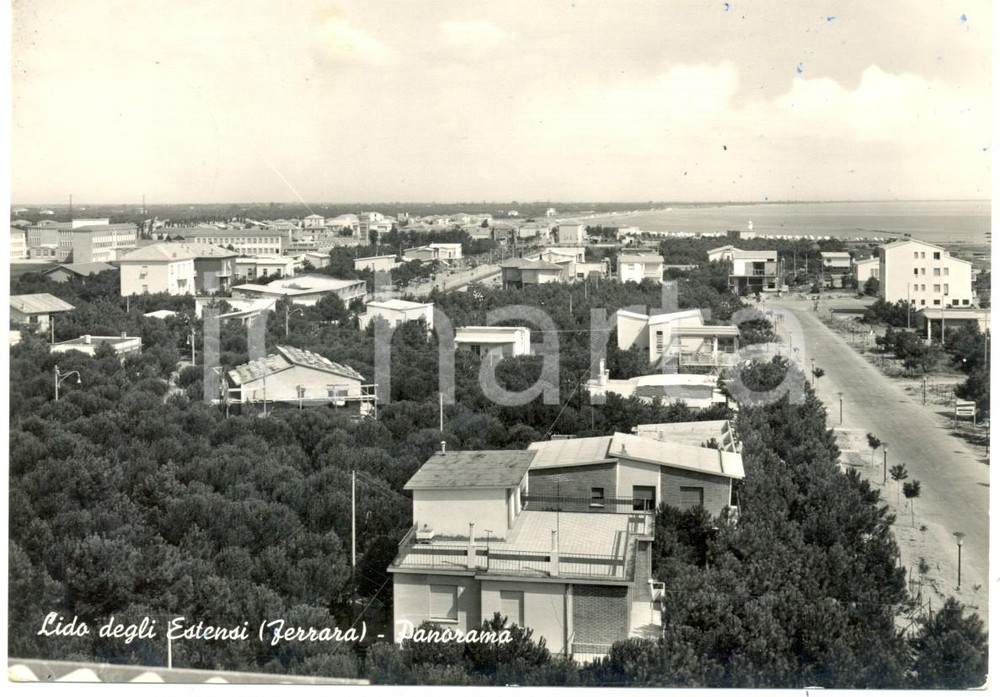 Cartolina originale da collezione 1958 LIDO DEGLI ESTENSI FE Veduta dall alto del paese Cartolina ANIMATA FG VG 1