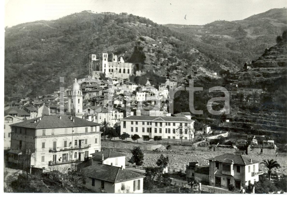 Cartolina originale da collezione 1968 DOLCEACQUA IM Scorcio panoramico del paese Cartolina ANIMATA FG VG 1