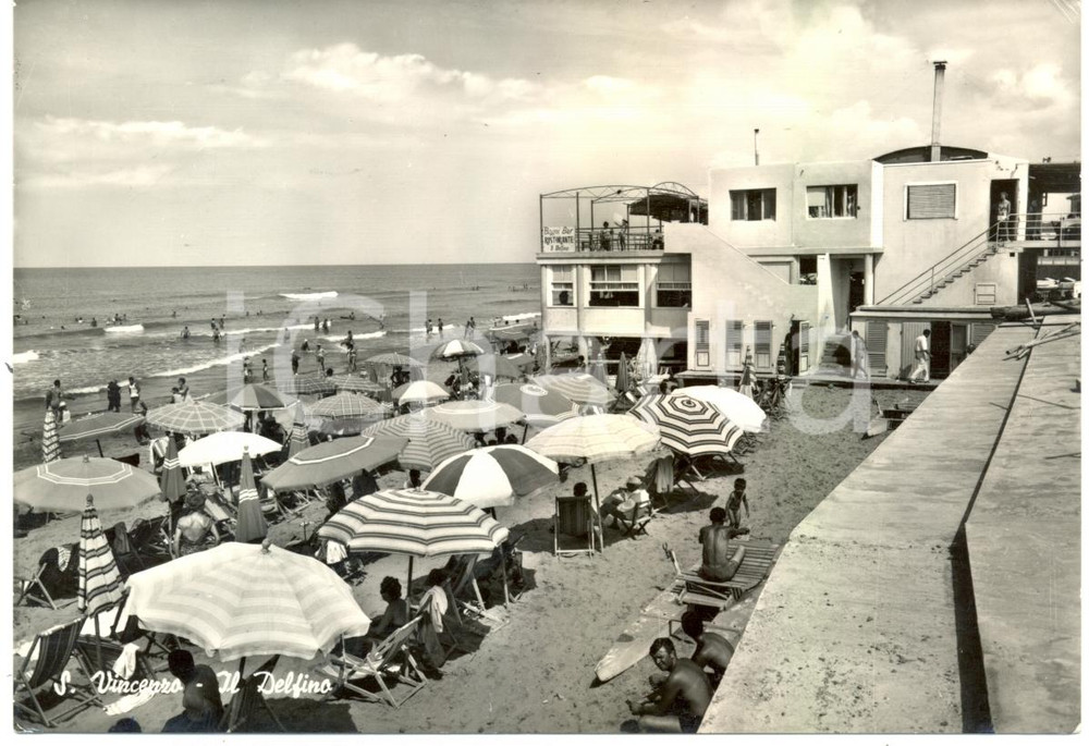 Cartolina originale da collezione 1963 SAN VINCENZO Spiaggia Stabilimento balneare IL DELFINO *Cartolina FG VG 1