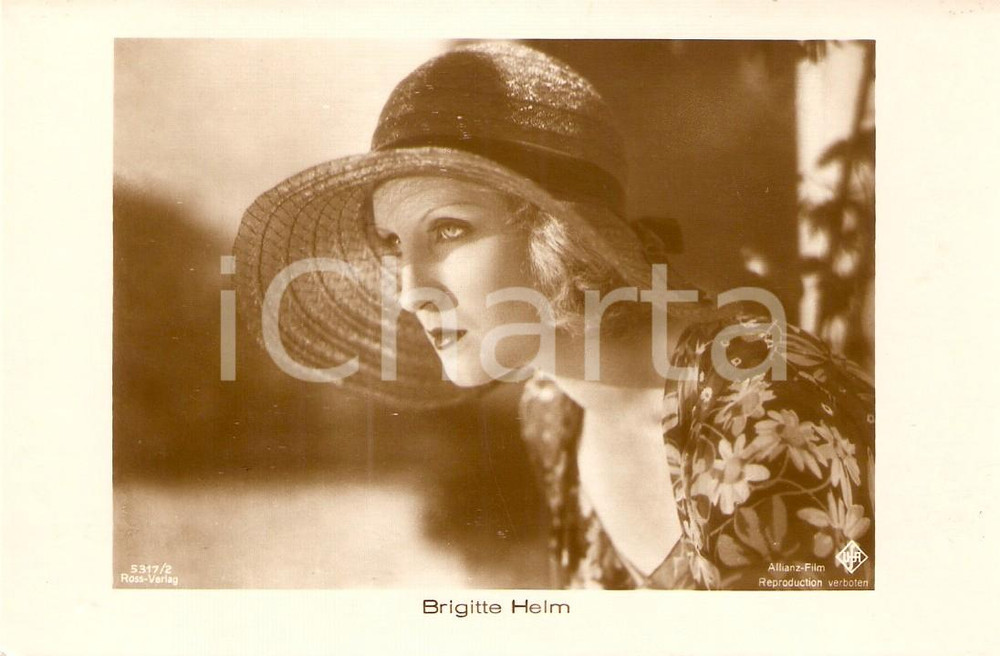 Cartolina originale da collezione 1930 ca CINEMA Actress Brigitte HELM Portrait with hat Cartolina FP NV 1