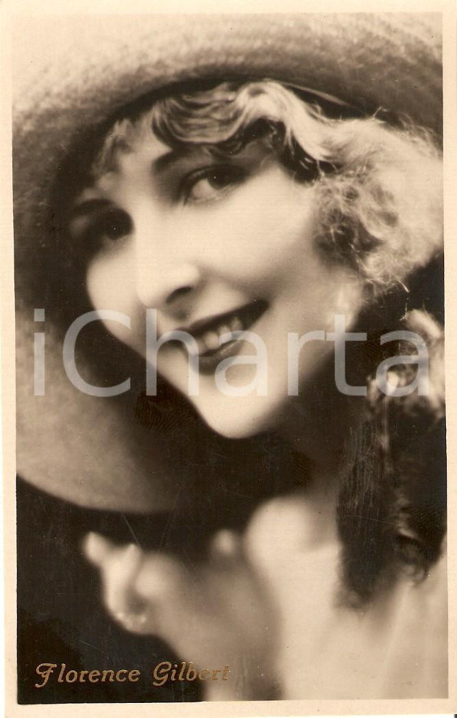 Cartolina originale da collezione 1930 ca CINEMA Actress Florence GILBERT Portrait with hat Cartolina FP NV 1