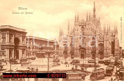 Cartolina originale da collezione 1900 MILANO Piazza Duomo - Carosello di tram con insegne pubblicitarie FP NV 1