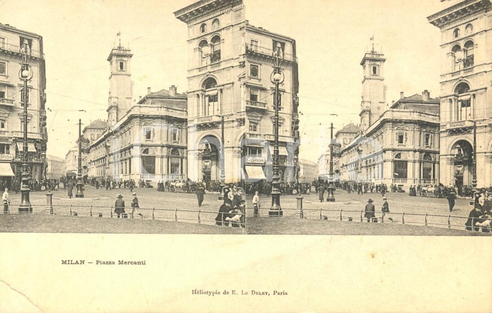 Cartolina originale da collezione 1900 ca MILANO Veduta piazza MERCANTI  BRUSA Cartolina STEREOSCOPICA ANIMATA 1