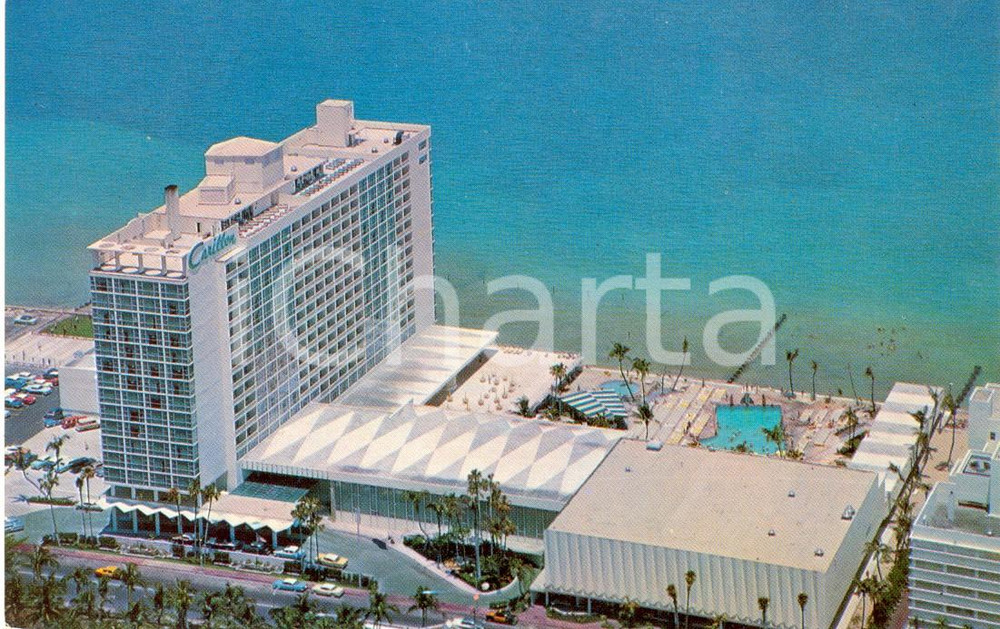 Cartolina originale da collezione 1970 ca MIAMI BEACH USA Hotel CARILLON e veduta sul mare Cartolina FP NV 1