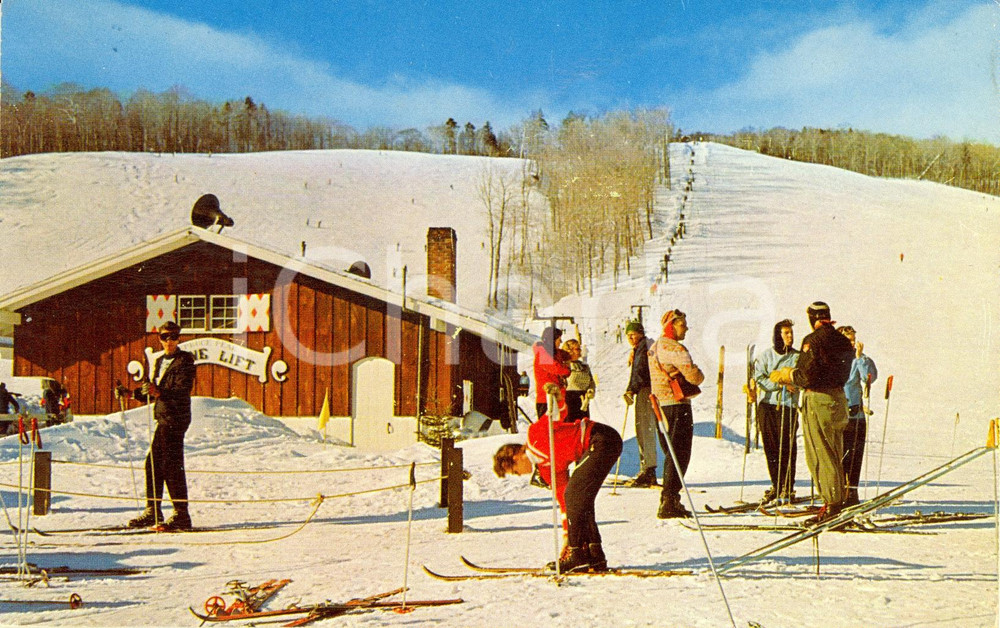 Cartolina originale da collezione 1971 STOWE (USA) Ski area - Animata con sicatori * Cartolina FP VG VINTAGE 1