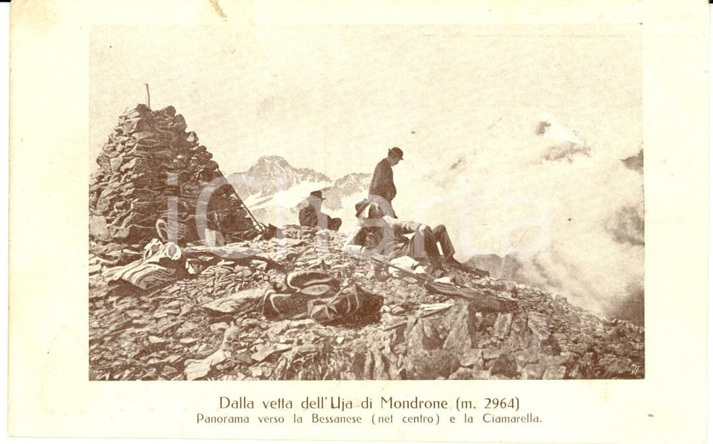 Cartolina originale da collezione 1900 ca UIA DI MONDRONE TO Alpinisti riposano in vetta Cartolina S.A.R.I. CAI 1