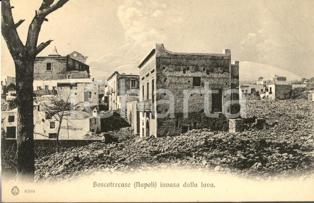 Cartolina originale da collezione 1930 ca BOSCOTRECASE (NA) Paese invaso da eruzione VESUVIO *Cartolina FP NV 1