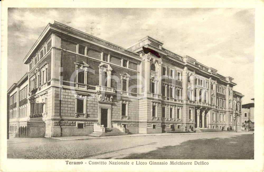 Cartolina originale da collezione 1935 TERAMO Facciata del Convitto e Liceo Ginnasio Melchiorre DELFICO FP VG 1