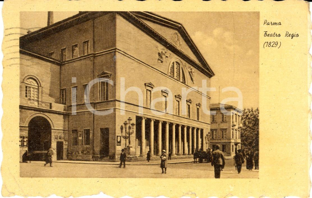 Cartolina originale da collezione 1945 PARMA Passanti all'esterno del Teatro REGIO *Cartolina postale FP VG 1