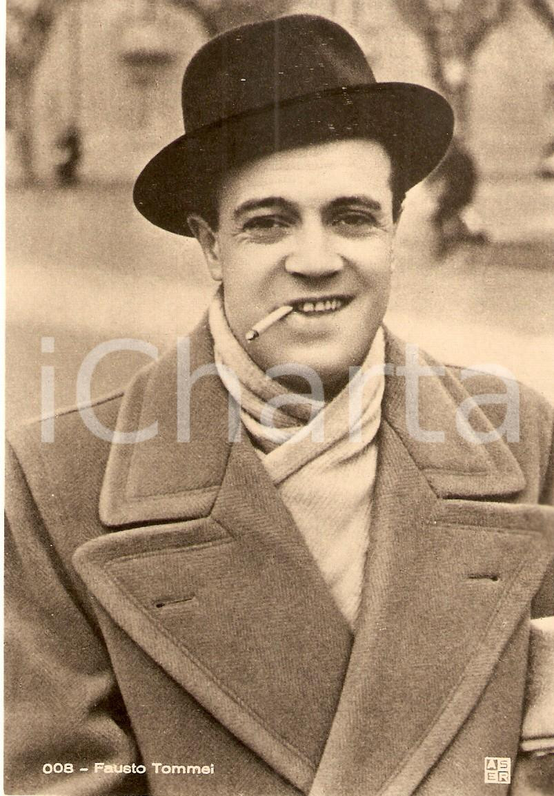 Cartolina originale da collezione 1945 ca CINEMA Attore Fausto TOMMEI Ritratto con sigaretta Foto seriale ASER 1