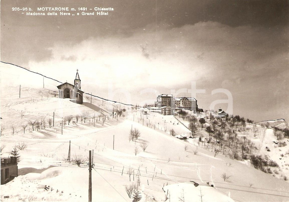 Cartolina originale da collezione 1955 ca BIZZARONE (NO) Chiesetta Madonna delle Nevi e GRAND HOTEL *Cartolina FG 1