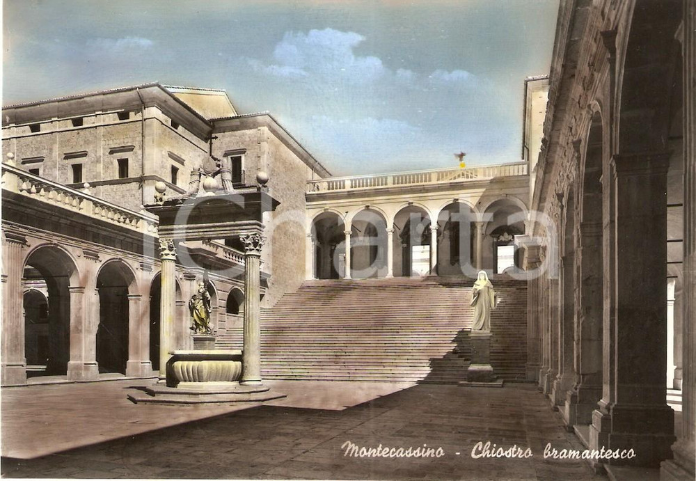 Cartolina originale da collezione 1950 ca MONTECASSINO FR Chiostro bramantesco Cartolina FG NV 1