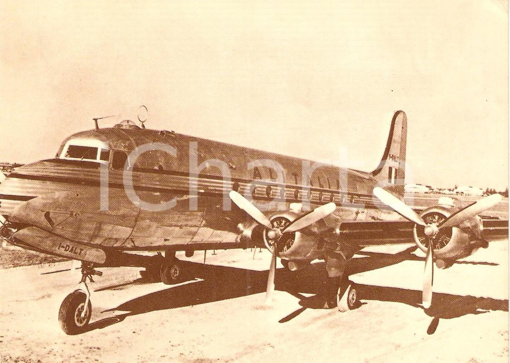 Cartolina originale da collezione 1960 ca ALITALIA Douglas Aircraft Company DOUGLAS DC4 in pista Cartolina FG NV 1
