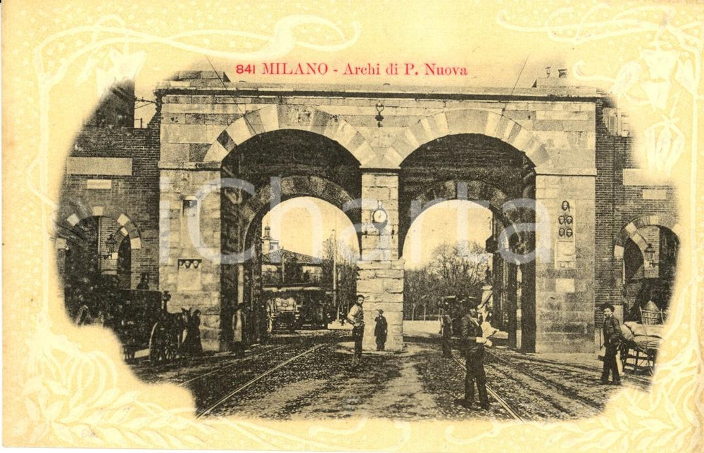 Cartolina originale da collezione 1900 ca MILANO Passanti e carrozze sotto gli Archi di Porta NUOVA *ANIMATA FP NV 1