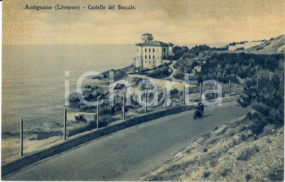 Cartolina originale da collezione 1939 LIVORNO Moto in corsa davanti castello del BOCCALE ad ANTIGNANO ANIMATA FP 1