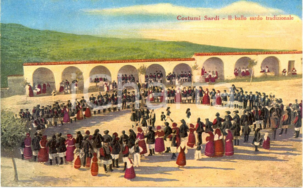 Cartolina originale da collezione 1920 ca COSTUMI SARDEGNA Il tradizionale ballo sardo Cartolina ILLUSTRATA FP NV 1