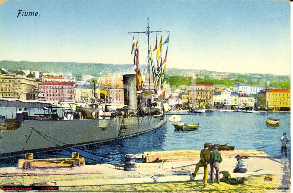 Cartolina originale da collezione 1920 circa FIUME (ISTRIA) Veduta del porto ANIMATA *Cartolina FP NV 1