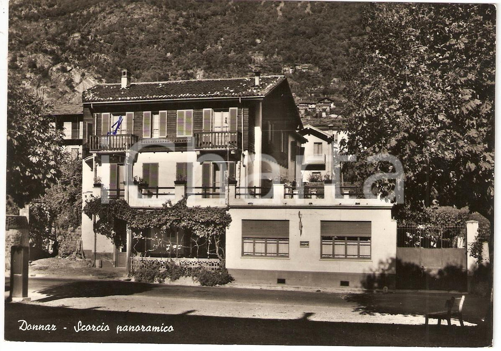 Cartolina originale da collezione 1958 DONNAZ AO Scorcio panoramico Cartolina postale FG VG 1