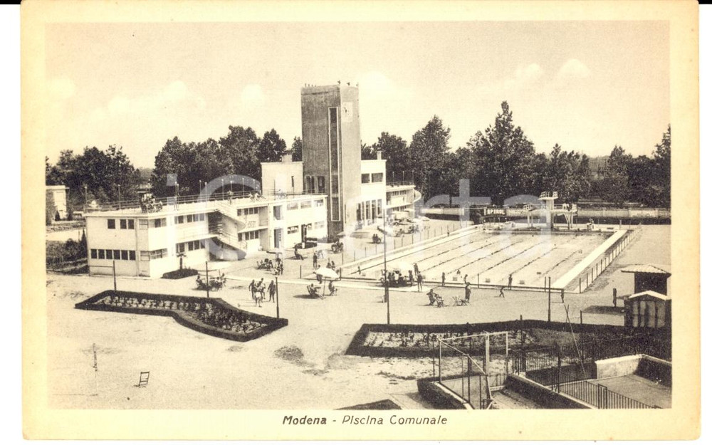 Cartolina originale da collezione 1930 ca MODENA La piscina comunale *ANIMATA con bagnanti FP NV 1