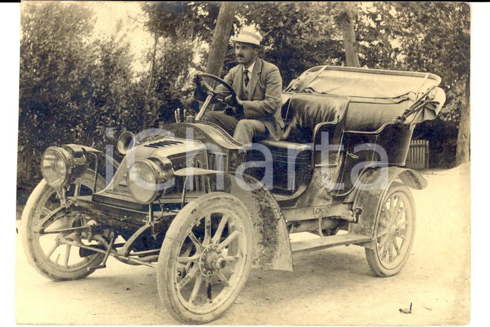 Cartolina originale da collezione 1910 ca PORDENONE Guidatore su auto d'epoca impolverata *Fotografia FP VG 1