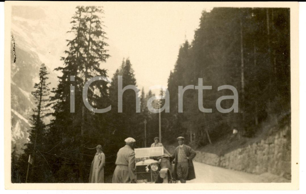 Cartolina originale da collezione 1930 ca TORINO Gita in montagna su auto d'epoca *Foto VINTAGE MUSSO & FILIPPA 1