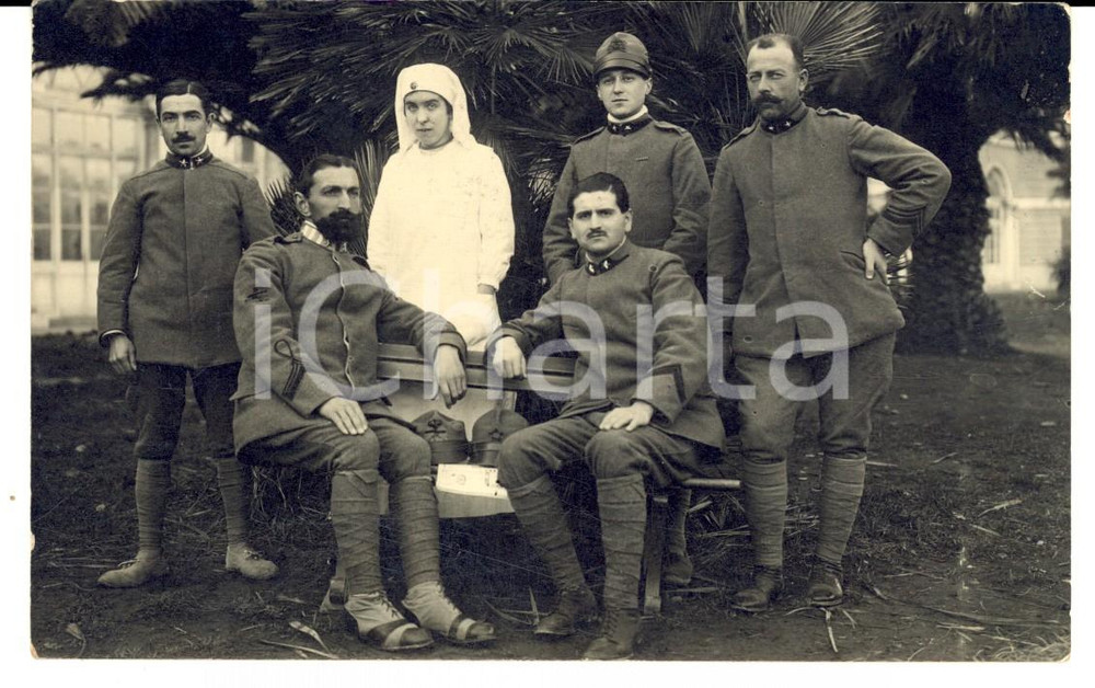 Fotografia d'epoca originale 1918 WW1 GENOVA Ospedale militare - Soldati ricoverati con una suora *Foto FP 1