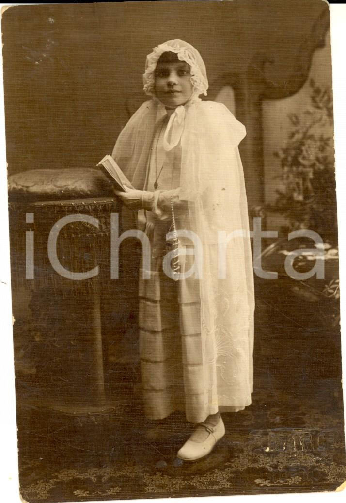 Fotografia d epoca originale 1920 ca TORINO Vanda VENUTI alla Prima Comunione Fotografia B. BEATRICE FP 1