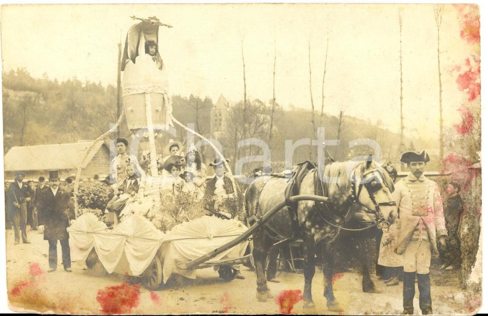 Fotografia d'epoca originale 1920 ca BEAUMONT-LE-ROGER (F) Festa tradizionale con carro infiorato Foto WALTER 1