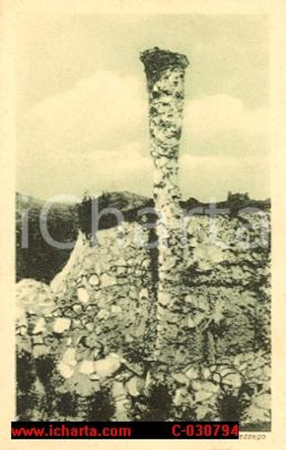 Cartolina originale da collezione 1930 ca REZZAGO (CO) Torrione naturale in VALLASSINA NV 1