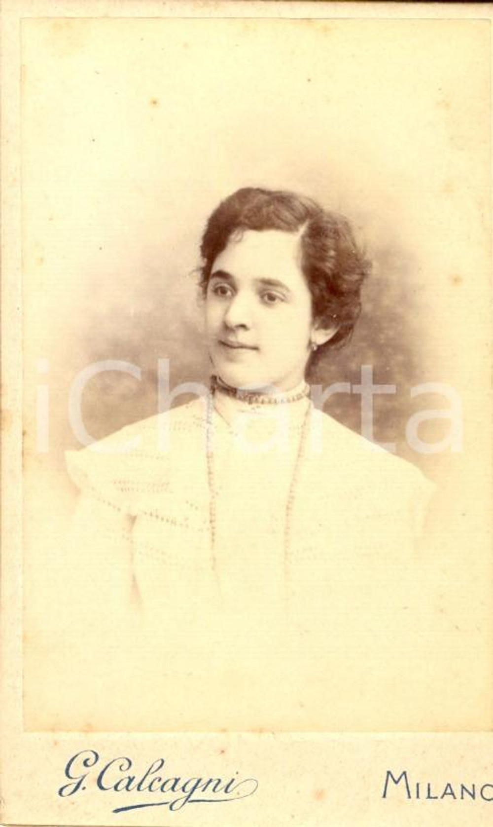 Fotografia d'epoca originale 1896 MILANO Ritratto di donna con collana di perle *Fotografia G. CALCAGNI 1