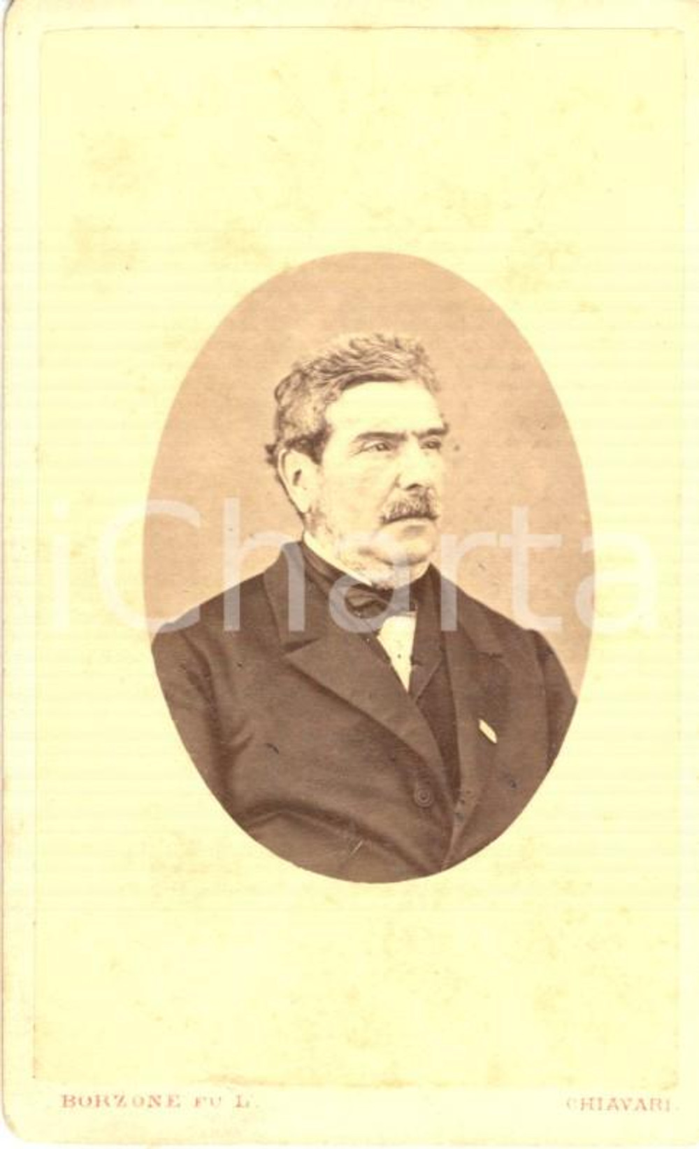 Fotografia d'epoca originale 1880 ca CHIAVARI Ritratto di uomo in abito scuro *Fotografia BORZONE 1