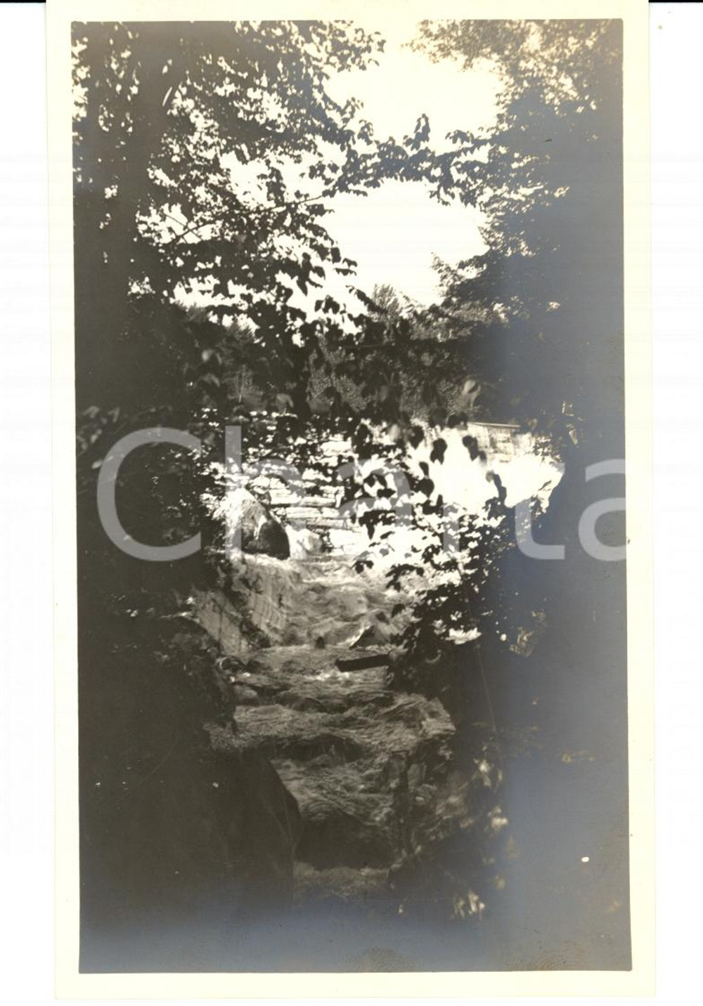 Fotografia d'epoca originale 1913 NORTH ADAMS (USA) Fields from a natural bridge 1