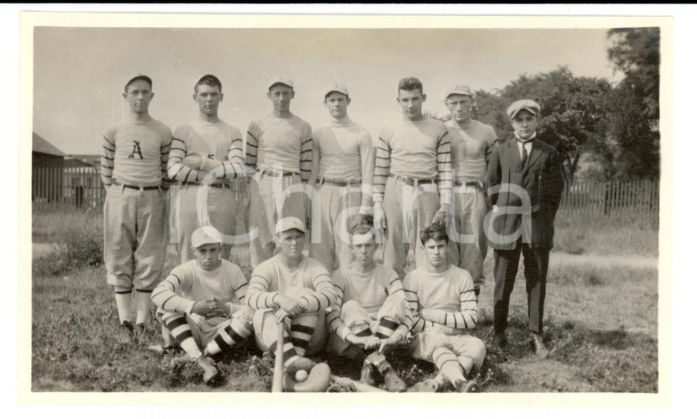 Fotografia d epoca originale 1913 ADAMS MA USA High School Baseball Team Photo 1