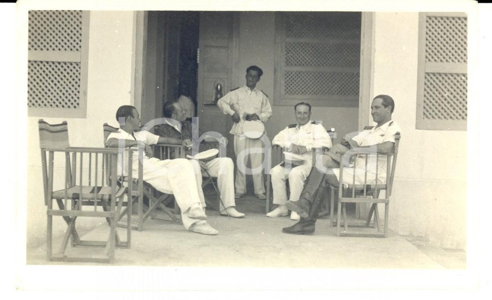 Fotografia d epoca originale 1940 ca AFRICA ORIENTALE ITALIANA Il riposo degli ufficiali Fotografia 15x9 1