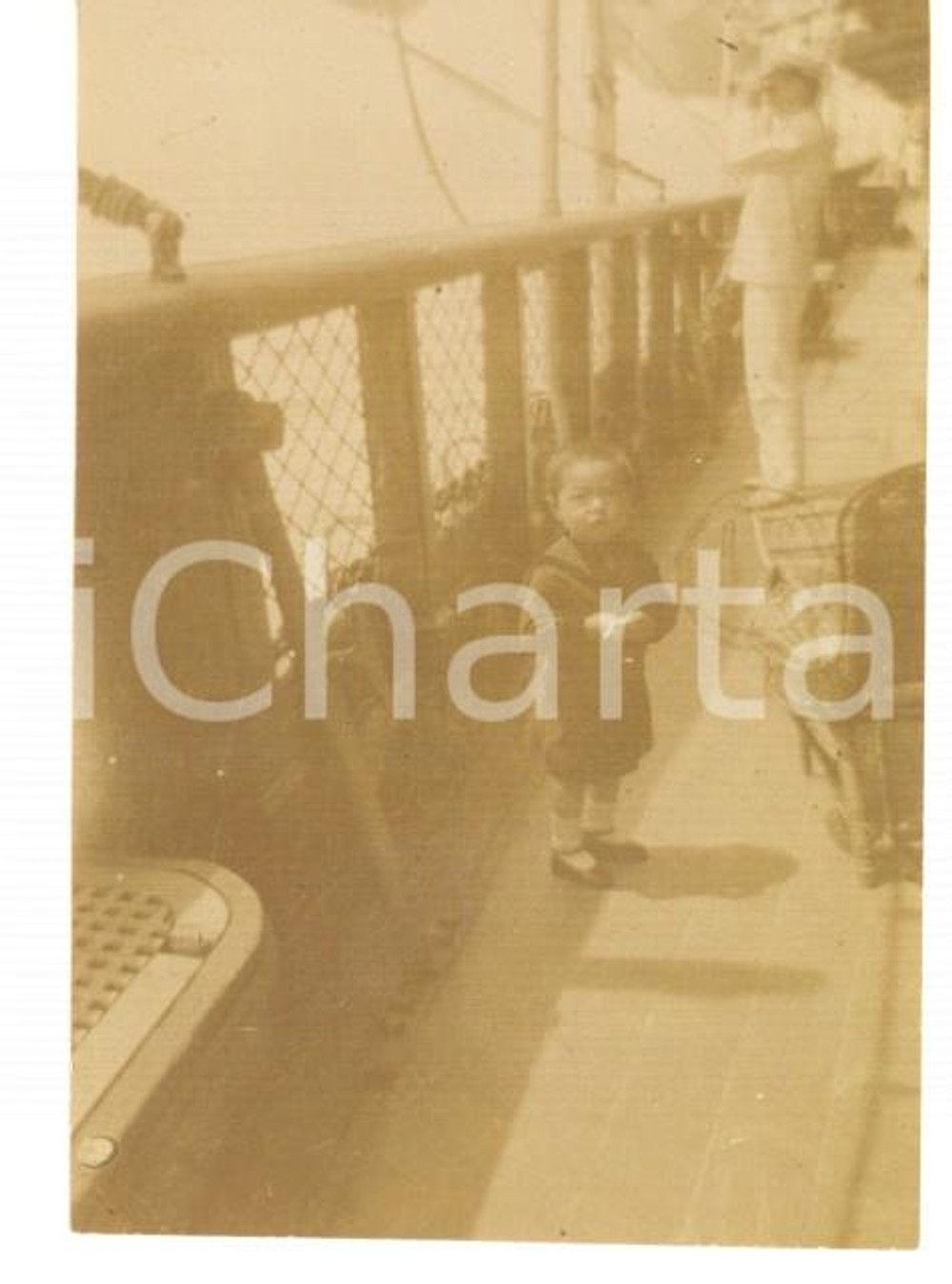 Fotografia d'epoca originale 1904 Transatlantico OCEANIEN - Piccola giapponese sul ponte *Foto 6x8 cm 1