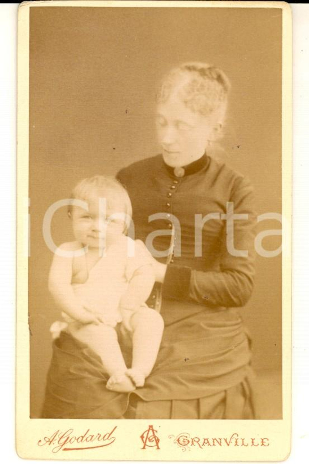 Fotografia d'epoca originale 1890 ca GRANVILLE (F) Ritratto di donna con la figlia bambina *Foto GODARD 1