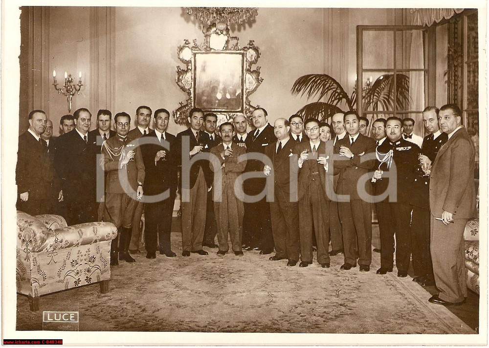 Fotografia d'epoca originale 1939 ROMA Vermouth d'onore ai Piloti J-BACI NIPPON 1