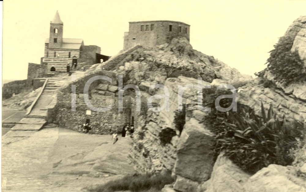 Cartolina originale da collezione 1953 PORTO VENERE SP Veduta chiesa SAN PIETRO e CASTELLO Cartolina FP VG 1