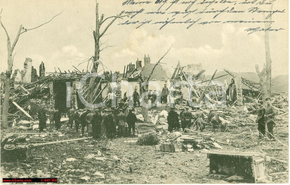 Cartolina originale da collezione 1916 LILLE (F) Uomini e macerie dopo esplosione ANIMATA 1