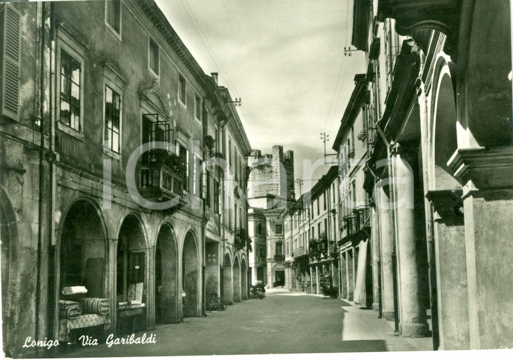 Cartolina originale da collezione 1961 LONIGO (VI) Veduta di Via GARIBALDI *Cartolina VG 1