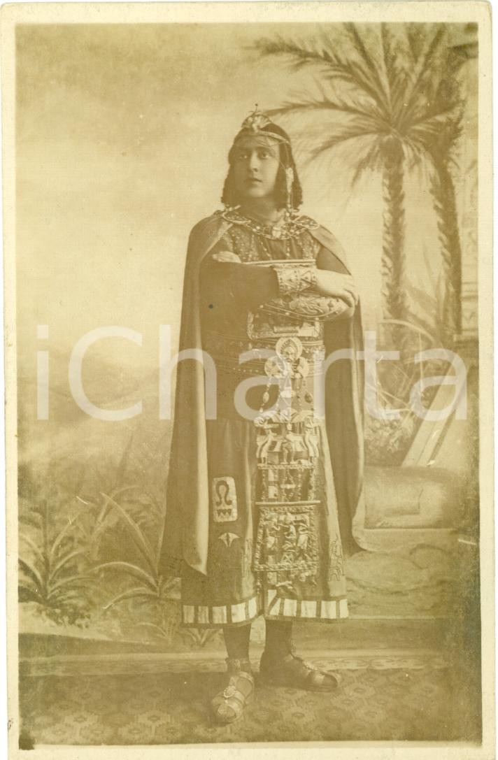 Cartolina originale da collezione 1920 ca SACERDOTE EGIZIO Personaggio in costume FP NV 1