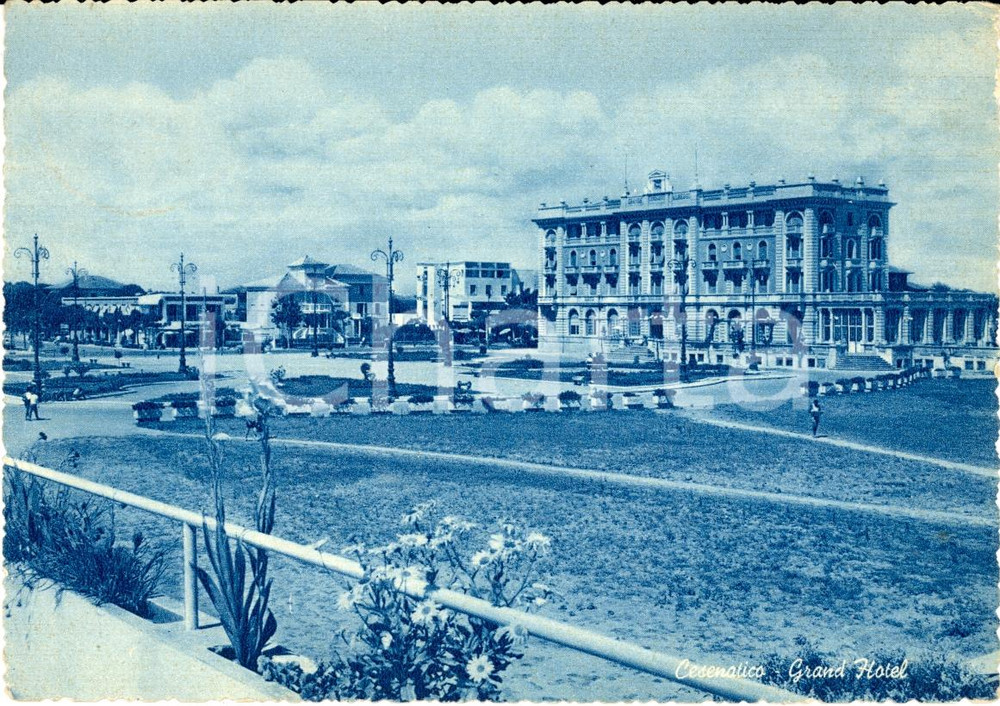 Cartolina originale da collezione 1957 CESENATICO FC Veduta del Grand Hotel ANIMATA FG 1