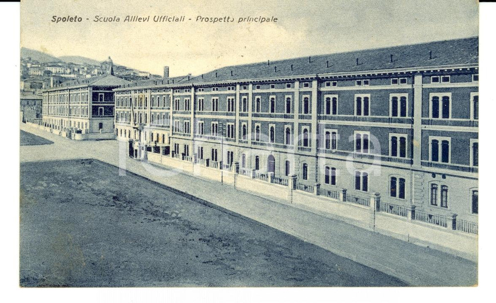 Cartolina originale da collezione 1934 SPOLETO (PG) Scuola allievi ufficiali - Prospetto principale FP VG 1