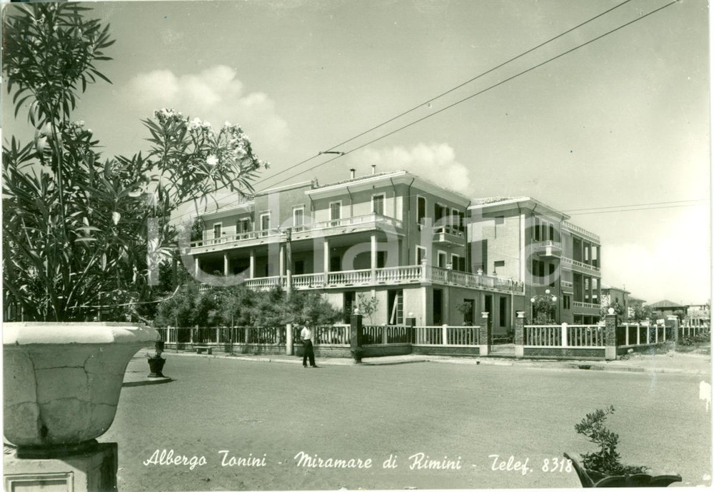 Cartolina originale da collezione 1954 MIRAMARE DI RIMINI (RN) L'albergo TONINI Cartolina ANIMATA FG VG 1
