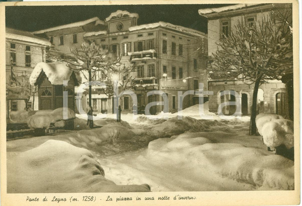 Cartolina originale da collezione 1950 PONTE DI LEGNO BS Piazza d inverno sotto la neve Cartolina FG VG 1