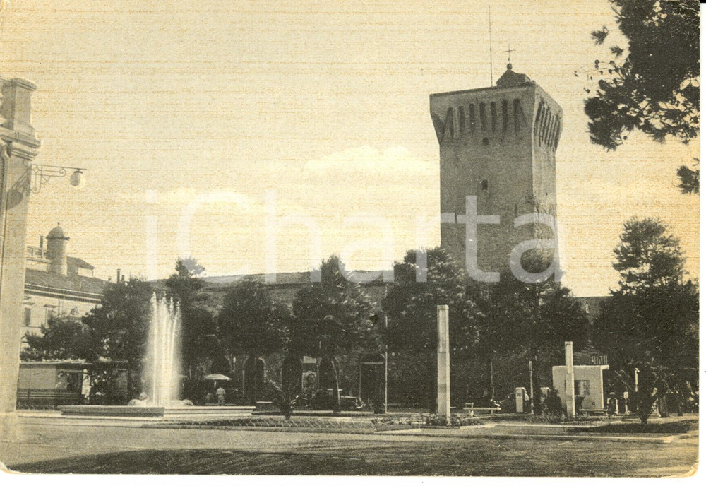 Cartolina originale da collezione 1958 PORTO RECANATI (MC) Piazza F.lli Brancondi e Municipio *Cartolina FG VG 1