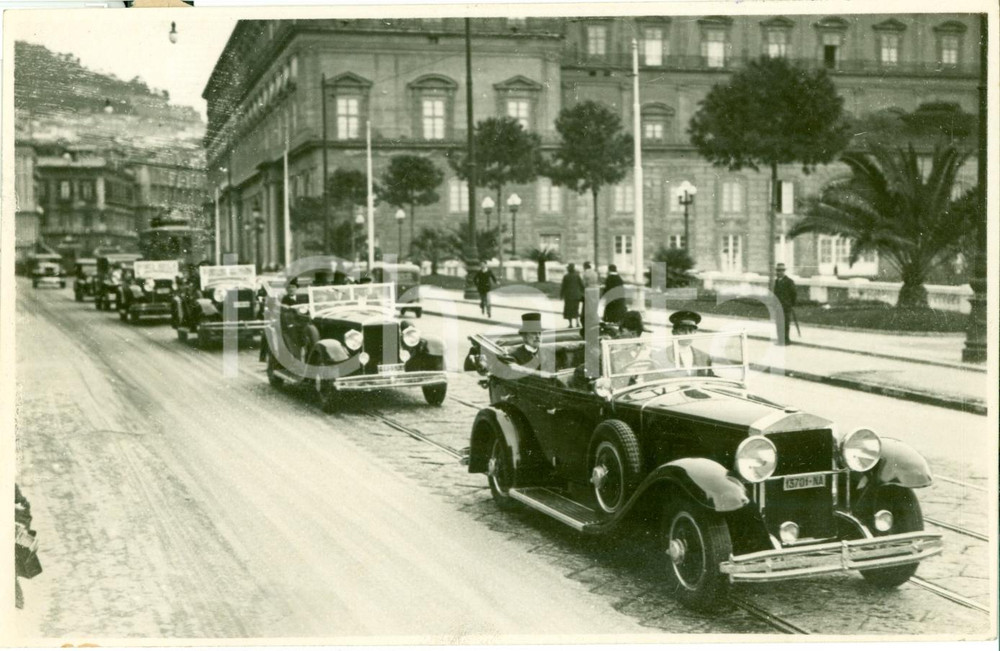 Fotografia d'epoca originale 1933 NAPOLI Corteo automobili Missione ARGENTINA *Fotografia 1