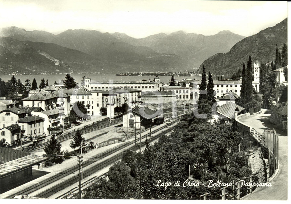 Cartolina originale da collezione 1955 ca BELLANO LC Panorama Lago COMO e stazione ferroviaria Cartolina FG NV 1