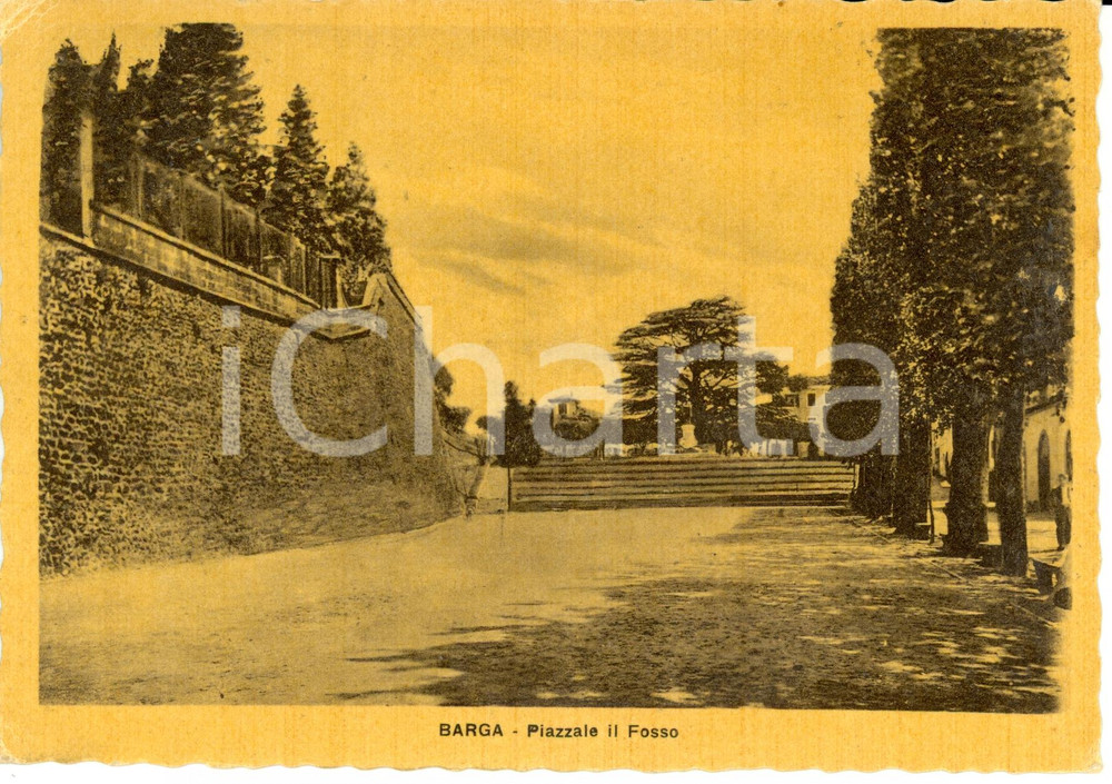 Cartolina originale da collezione 1940 ca BARGA LU Scorcio del piazzale DEL FOSSO Cartolina FG VG 1
