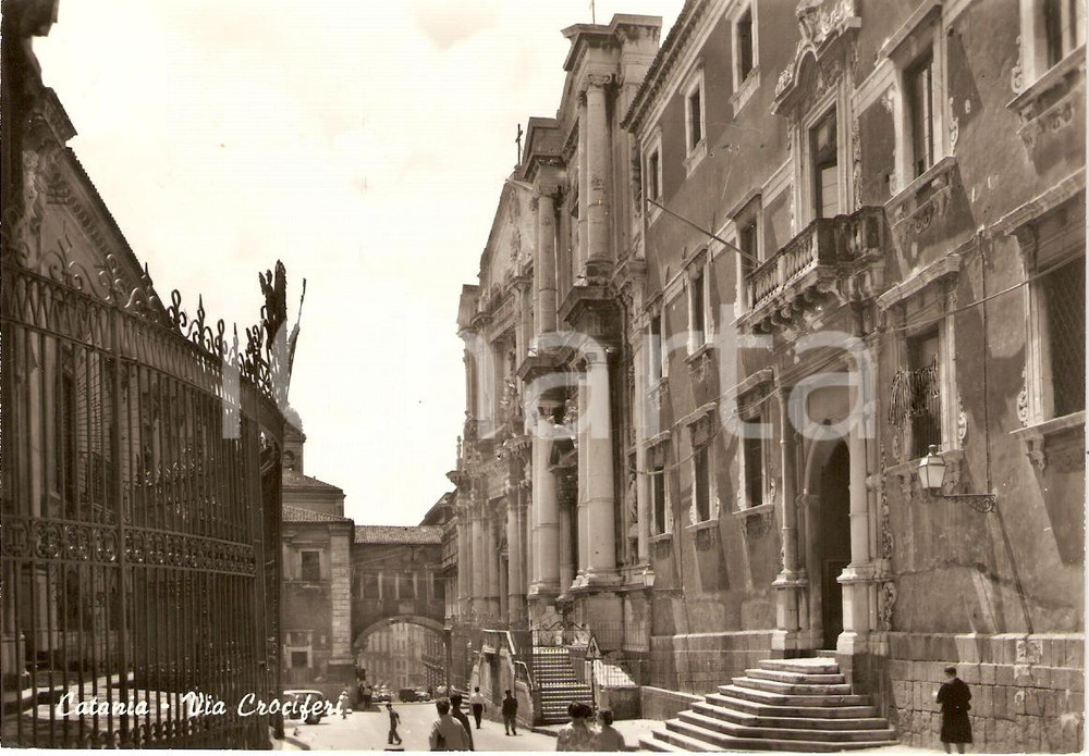 Cartolina originale da collezione 1963 CATANIA Via dei Crociferi con COLLEGIO DEI GESUITI Cartolina animata FG VG 1